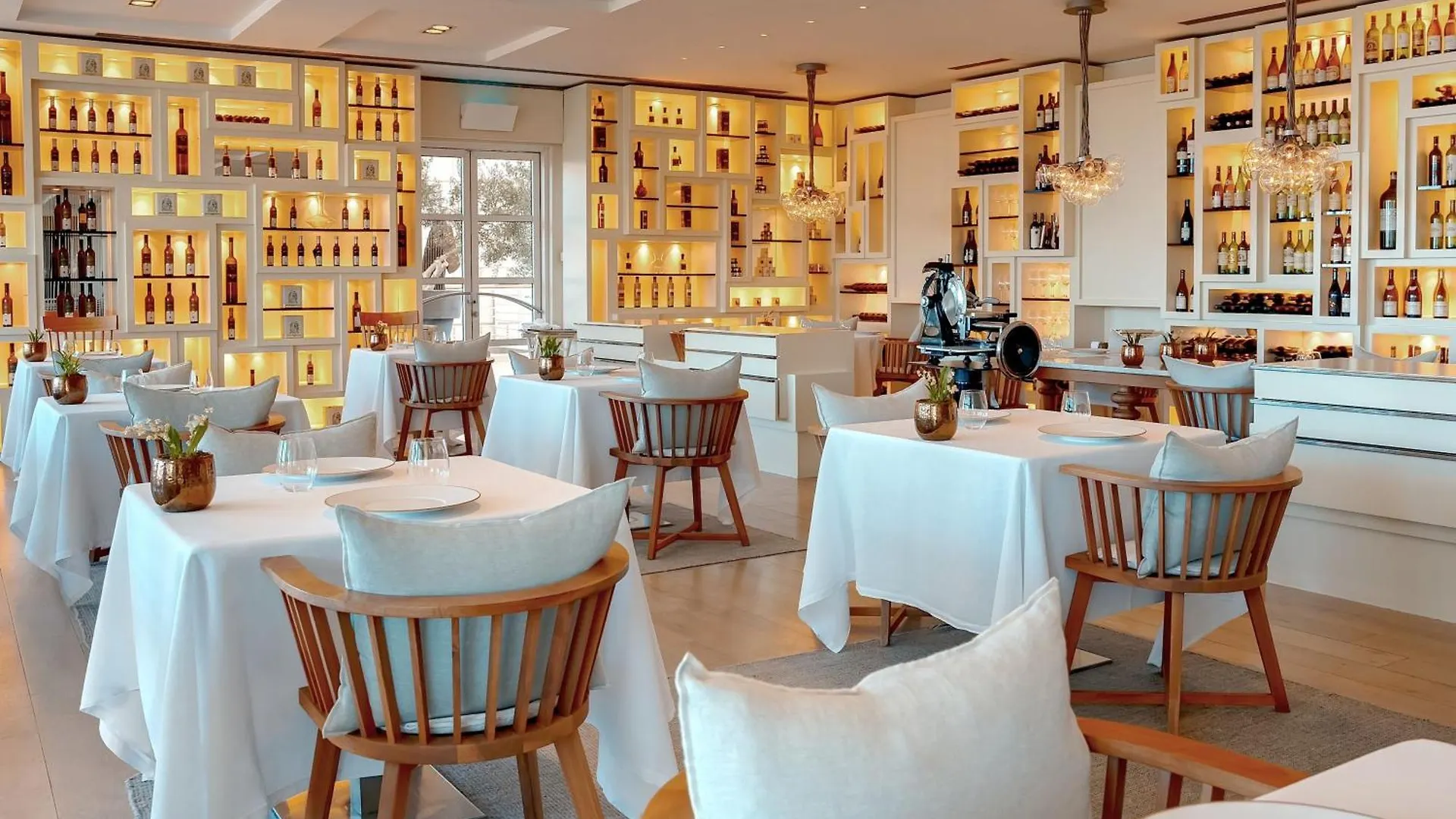 Hotel Arts Barcelona 5*,