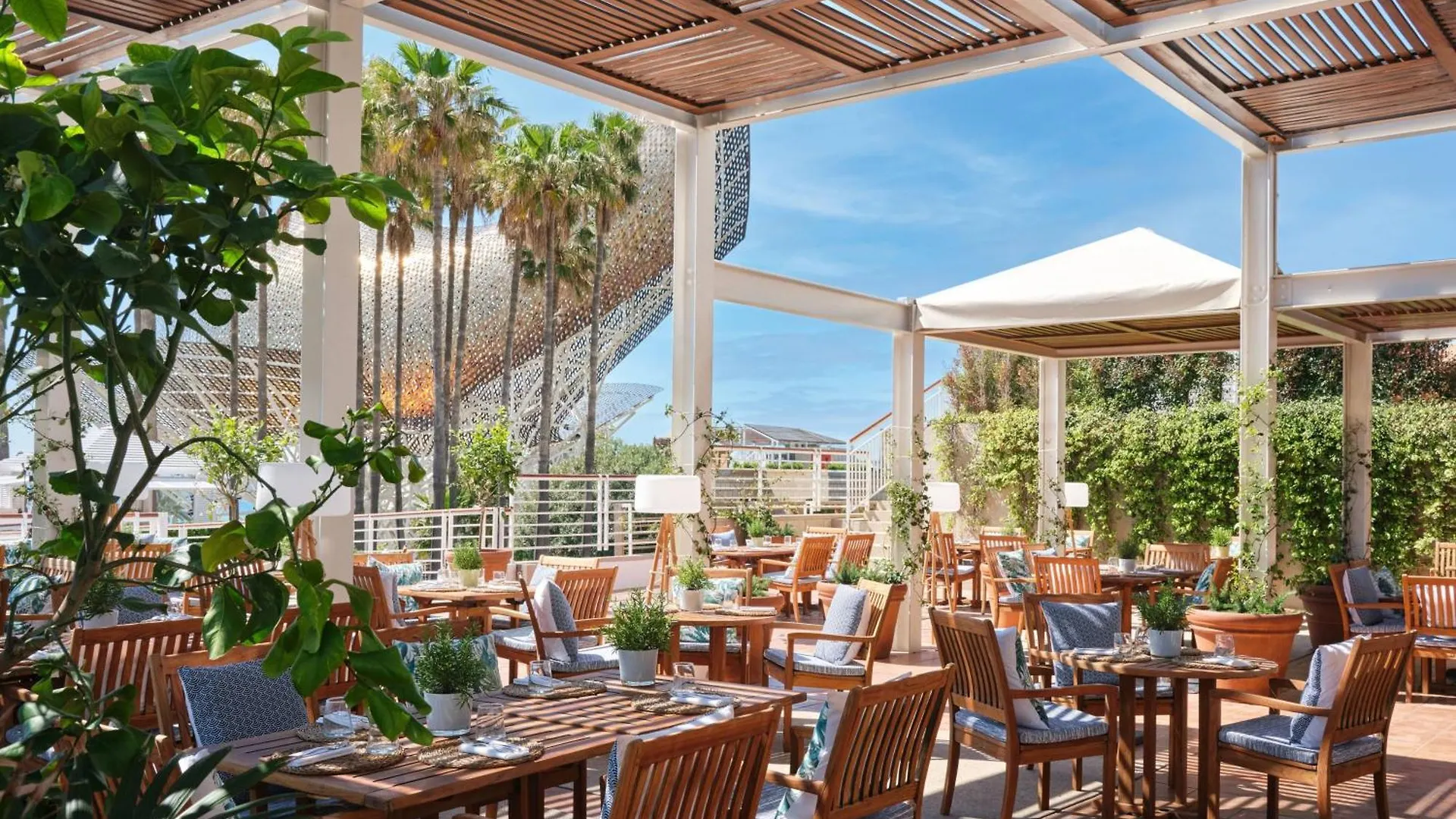 Hotel Arts Barcelona 5*,